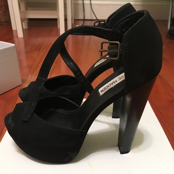 Steve Madden Desireee Black Platform Heels - Picture 2 of 5